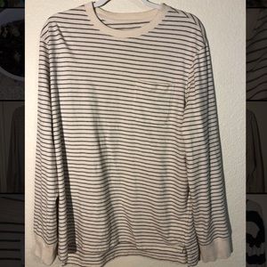 Long sleeve striped tee